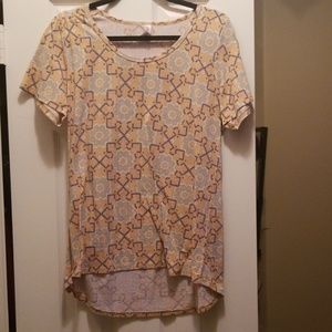 Lularoe Classic Tee